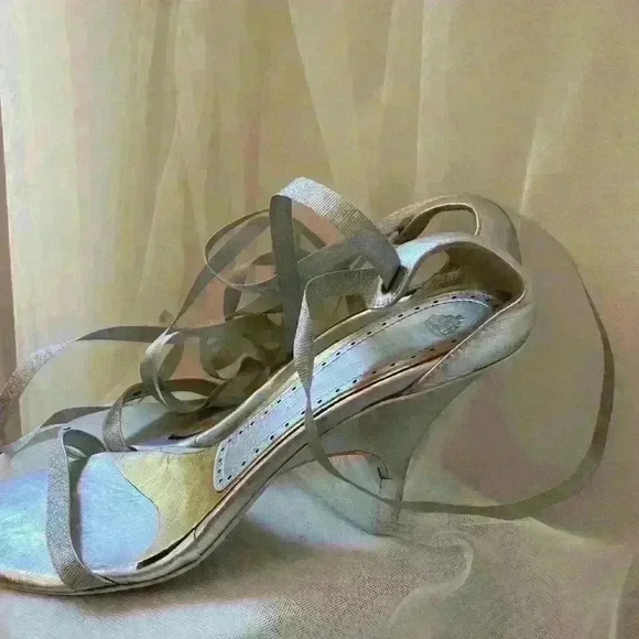 Fornarina Silver Heels - Picture 6 of 10